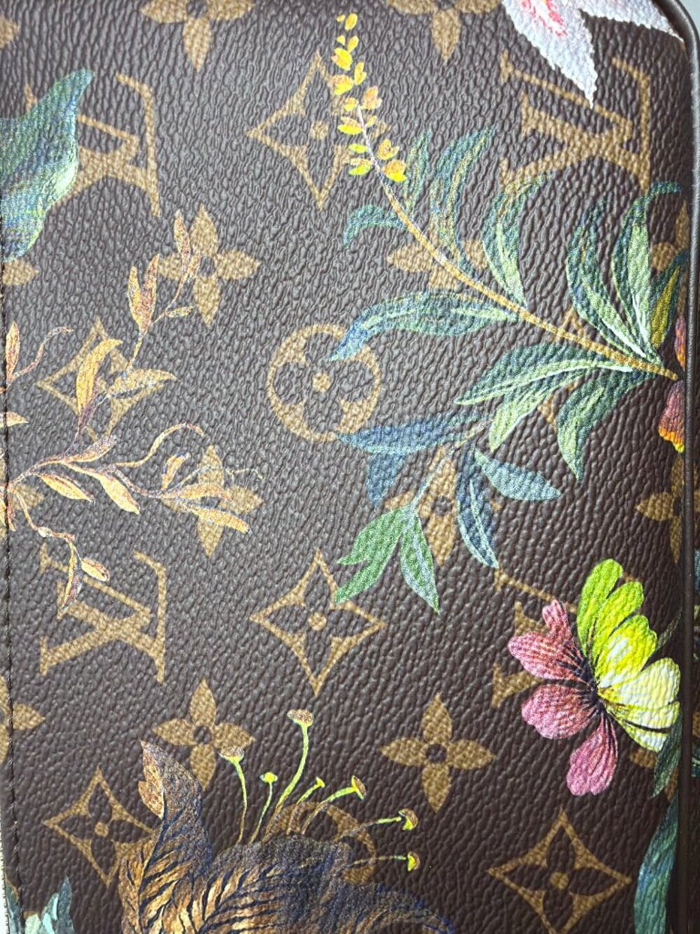 Louis Vuitton Pochette Monogram Eden Edition- With Dust Bag & Box - Picture 10 of 11